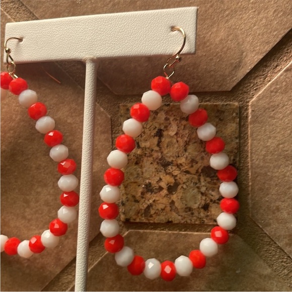 🎉🧡 NEW Large Beaded Teardrop Earrings Game Day - Picture 2 of 2